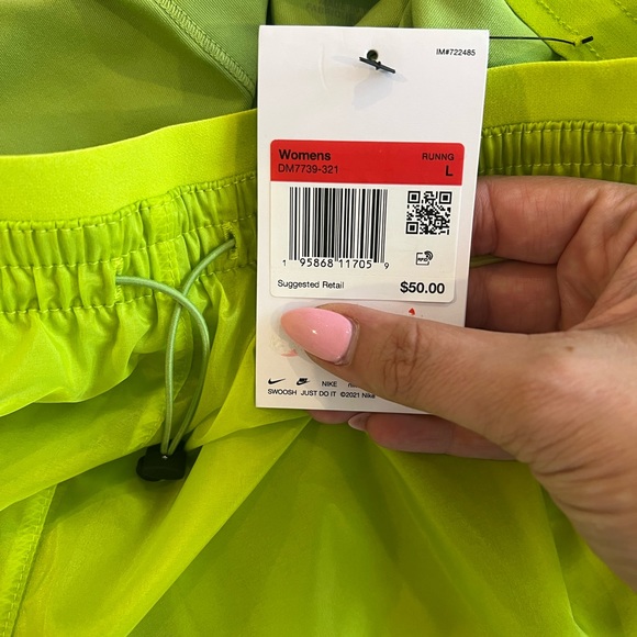 Nike athletic shorts - Picture 5 of 5